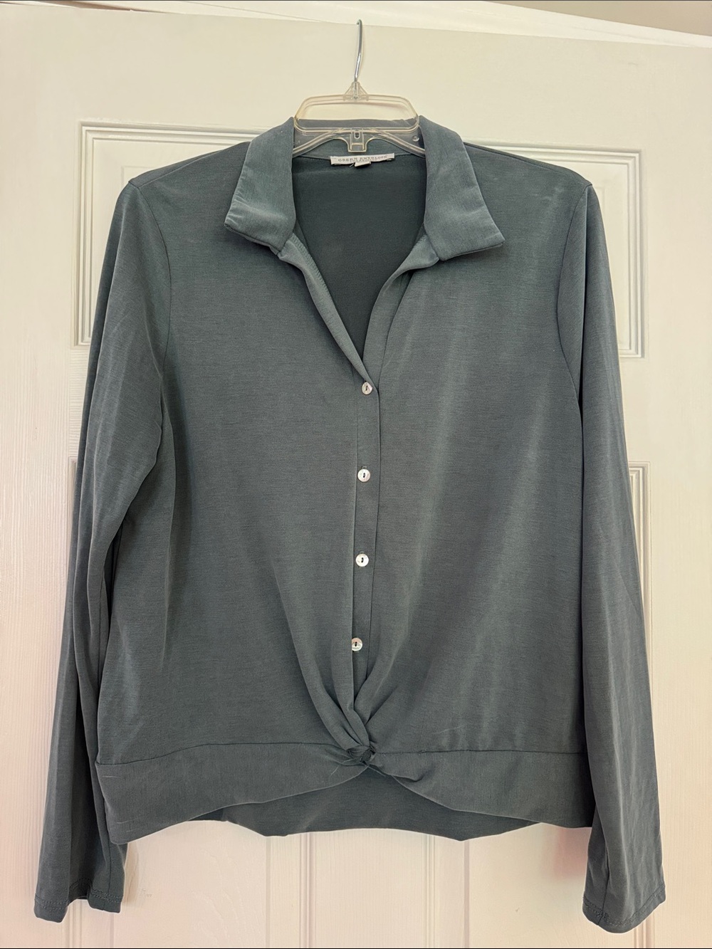 Green Envelope Button-Front Knit Top in Slate Green. Women’s Large.